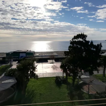 Un Camino In Riva Al Mare * 리바 트리고소