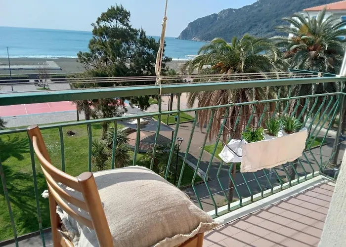 Appartement Un Camino In Riva Al Mare Riva Trigoso
